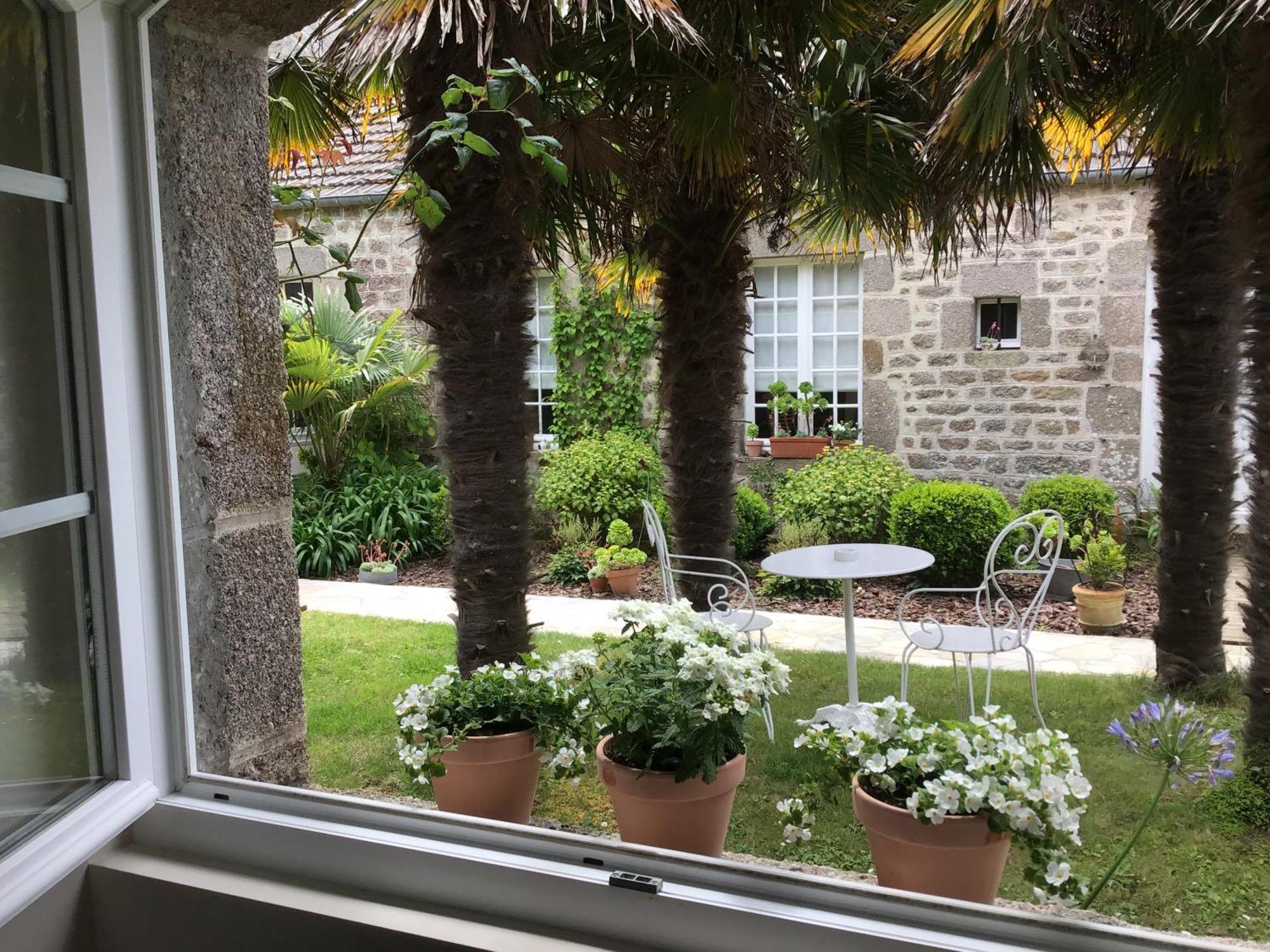 Le Prieure Barfleur Bed and Breakfast Eksteriør billede